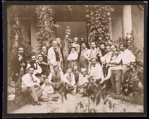 हेरिएट होस्मर (1830-1908) अपनी मूर्तिकला फाउंटेन ऑफ़ द साइरेंस, 1861 के साथ